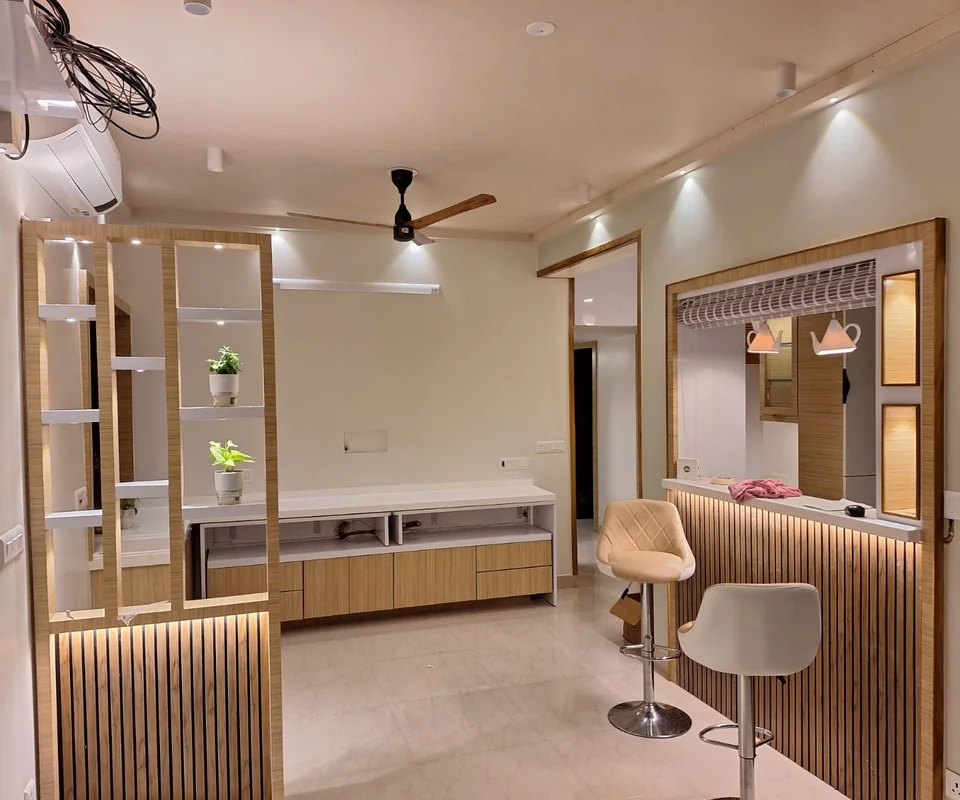 Open dining and breakfast counter