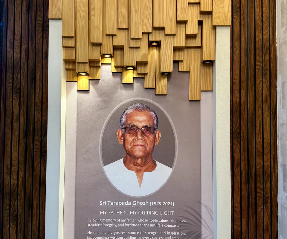 Memorial display wall